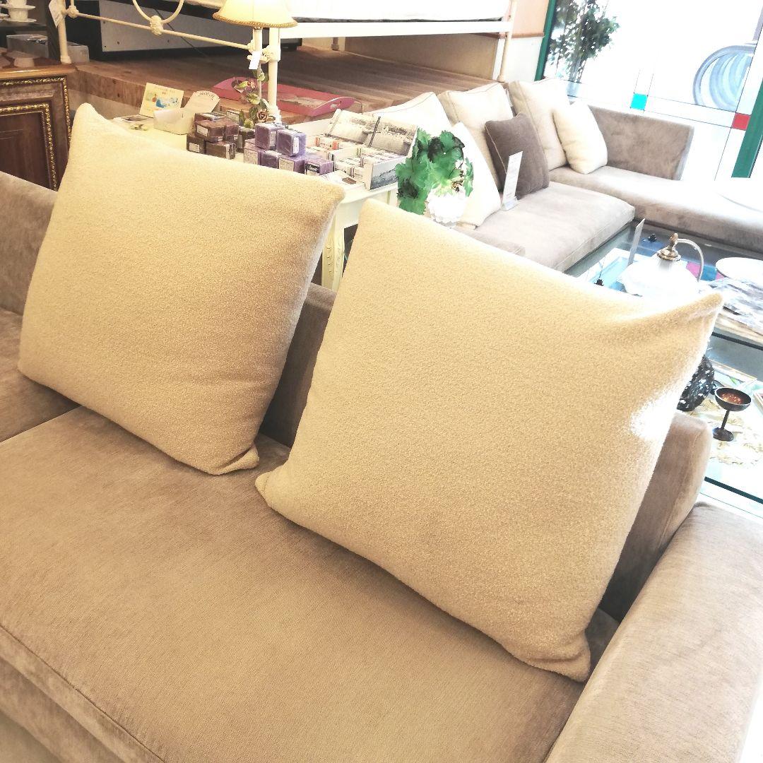 ◇Cassina◇　大型ダウンクッション　２個セット　ホワイト系