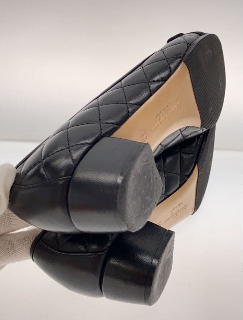 最終値下 SalvatoreFerragamo ヴァラ キルティングUK6D