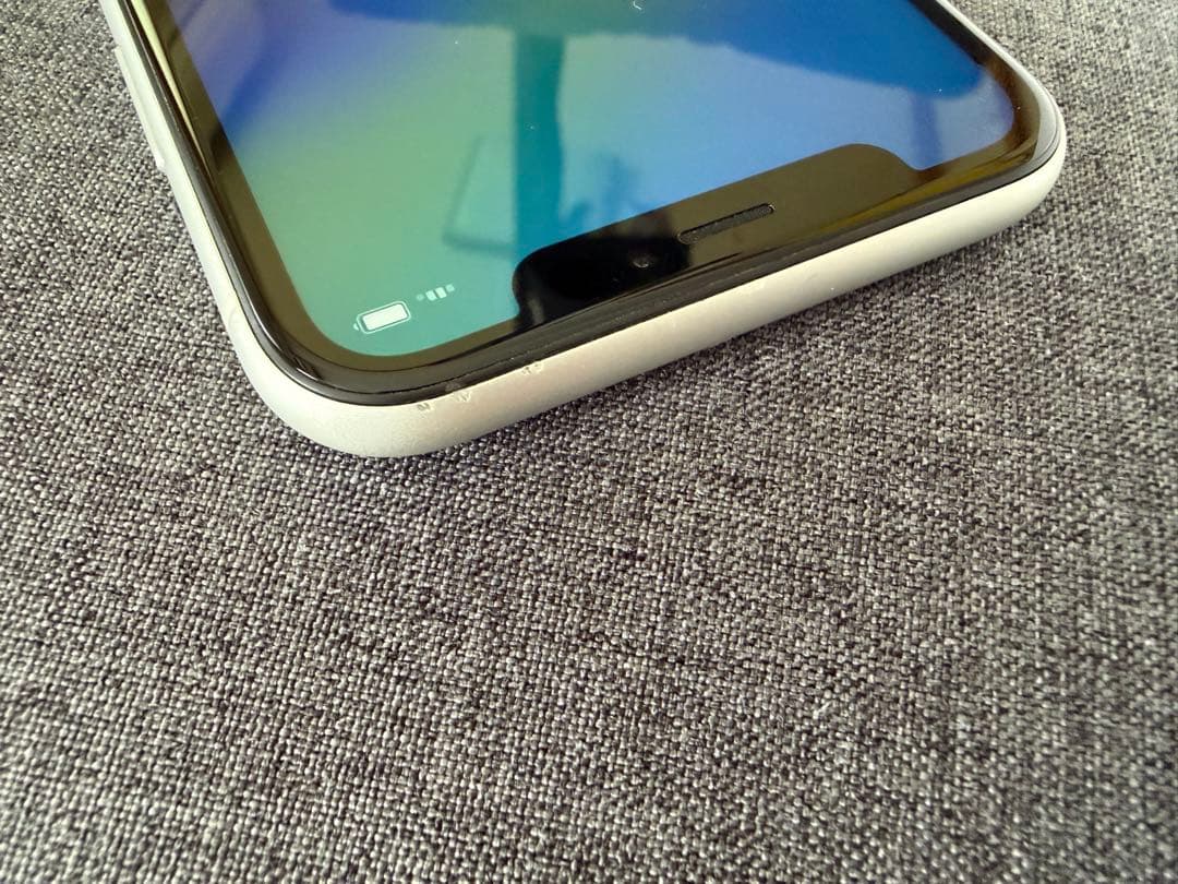 Apple iPhone XR 64GB ホワイト（SIMフリー）