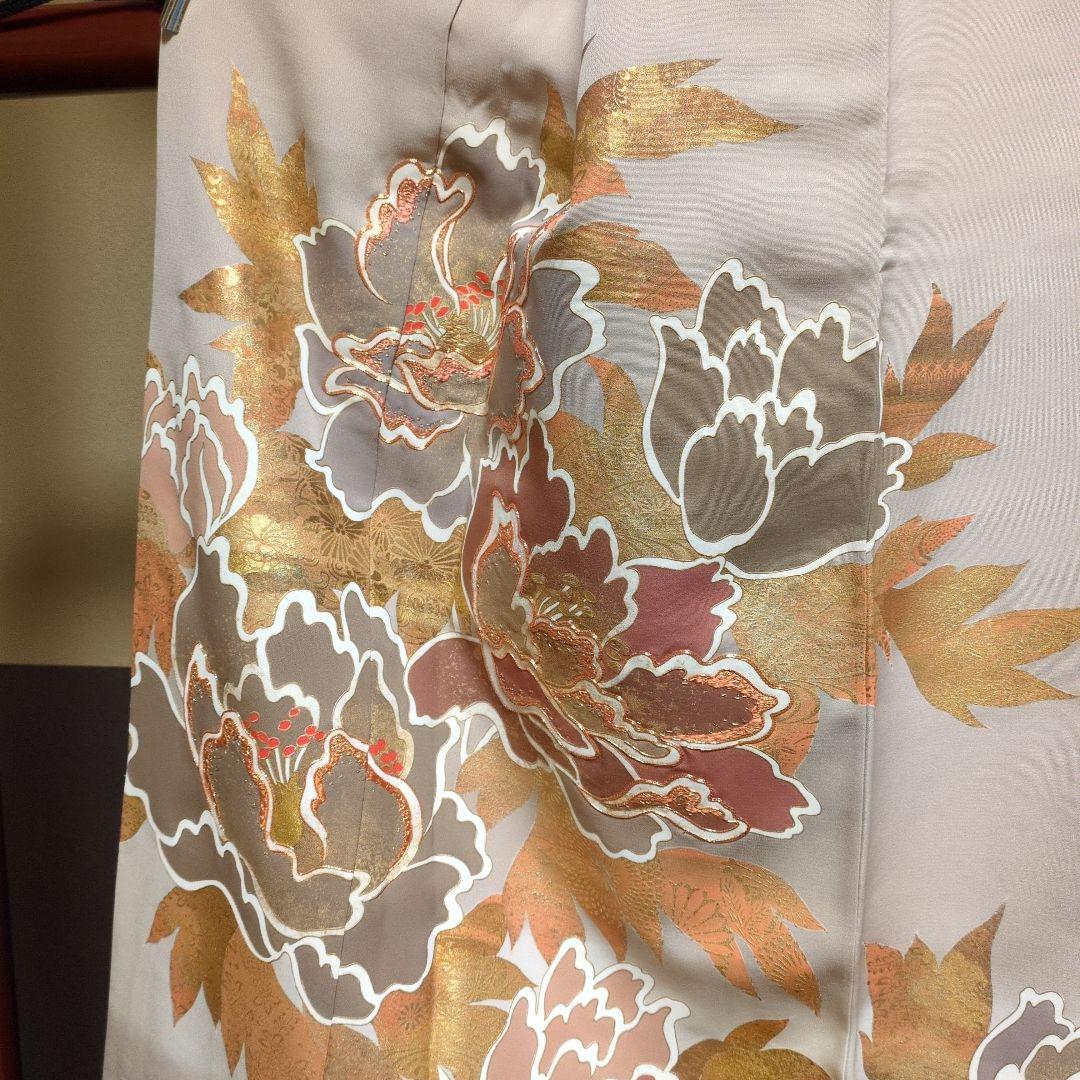 千總謹製！色留袖 ベージュ 花柄