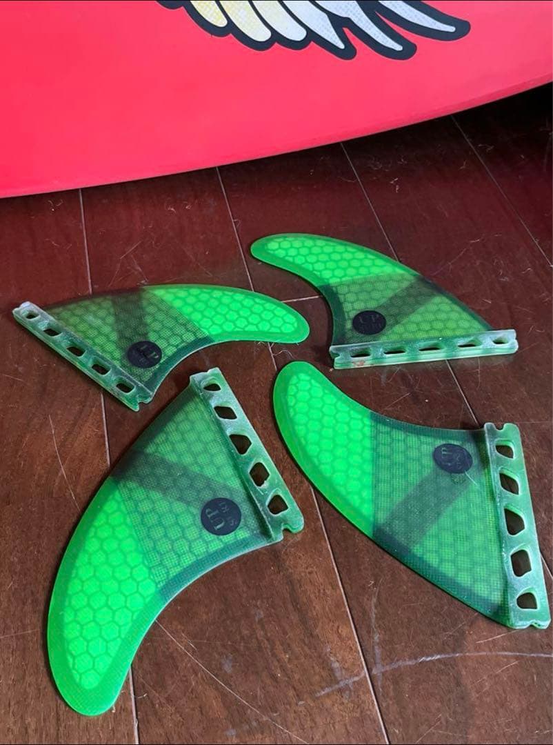 PYZELパイゼル サーフボード5'6\" フィン付属 静岡県、愛知県手渡し限定