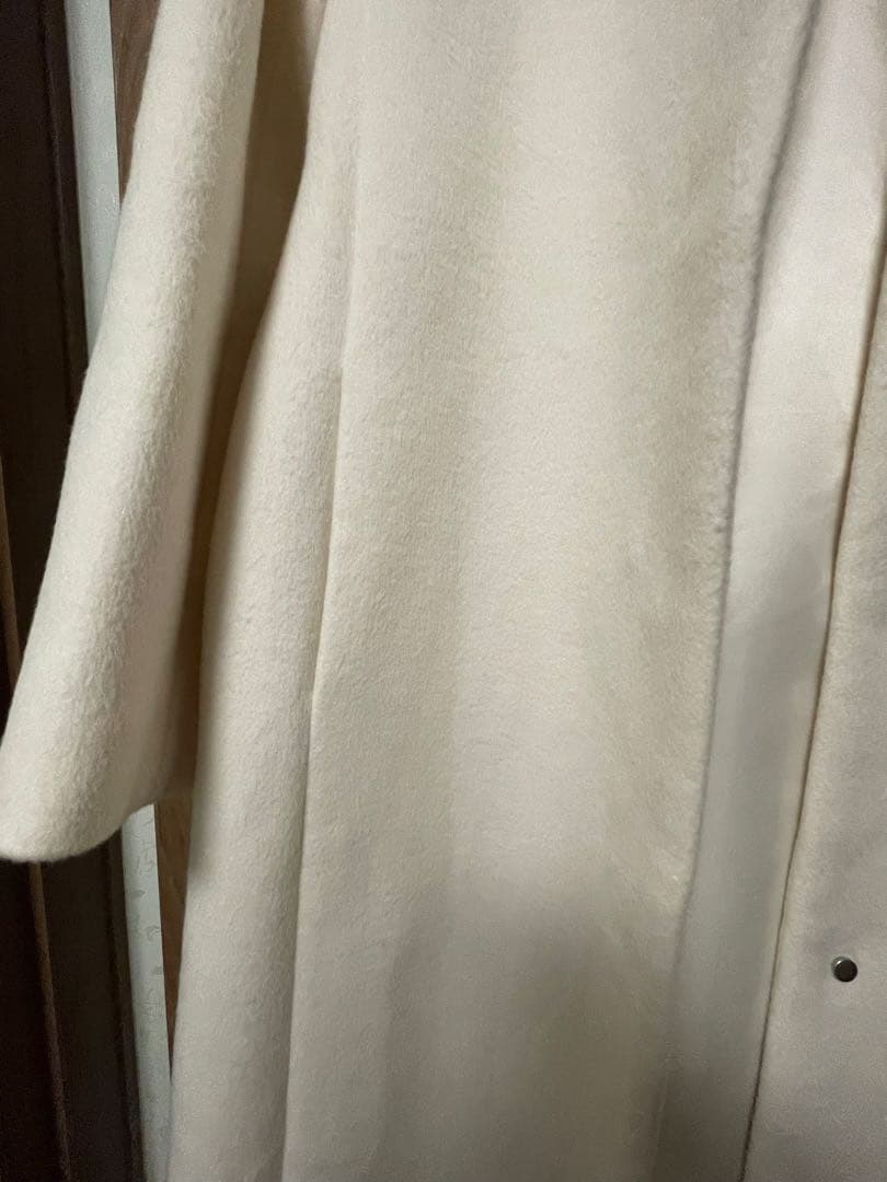 1回短時間着用！25AWセルフォードホワイトカシミヤ混ノーカラーコートサイズ36