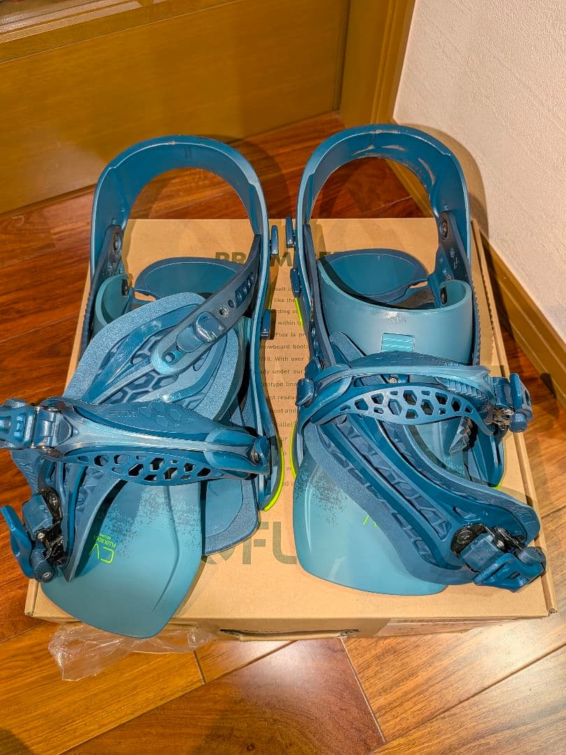 FLUX　CV　限定カラー