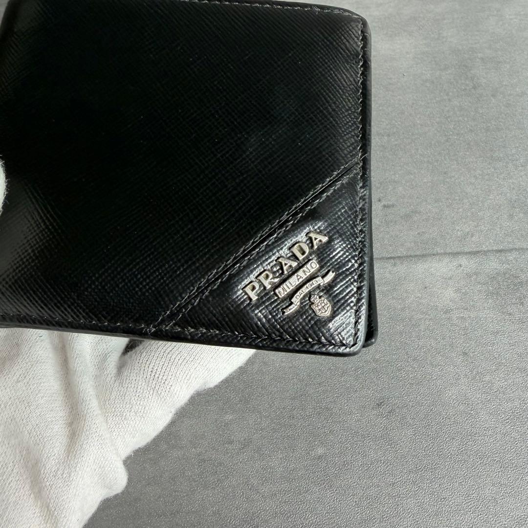 【RFID搭載】PRADA 二つ折り財布 サフィアーノレザー 黒 メンズ 箱付き