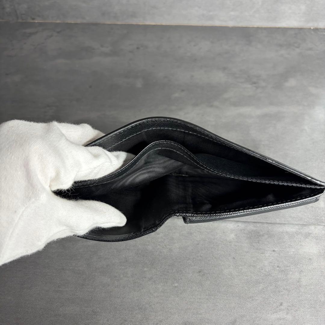 【RFID搭載】PRADA 二つ折り財布 サフィアーノレザー 黒 メンズ 箱付き