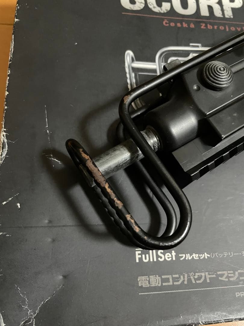 東京マルイ　スコーピオンvz61 コンパクト電動ガン　FET搭載 リポ化