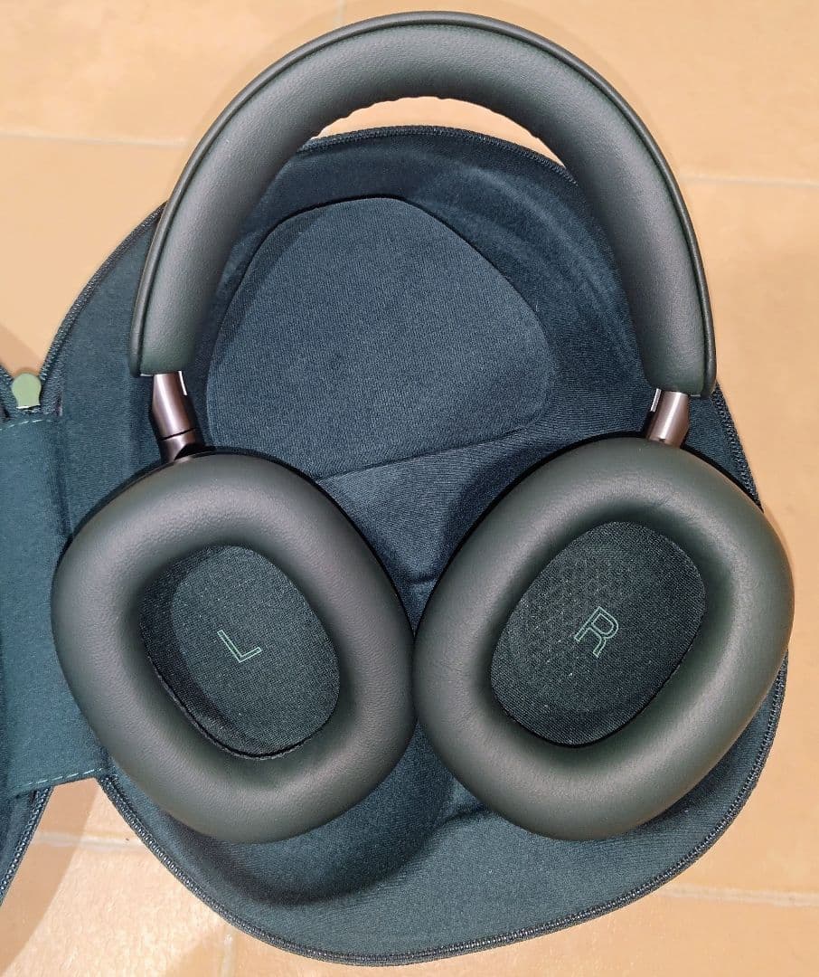 Bowers & Wilkins Px8 B&W ダークフォレスト ヘッドホン