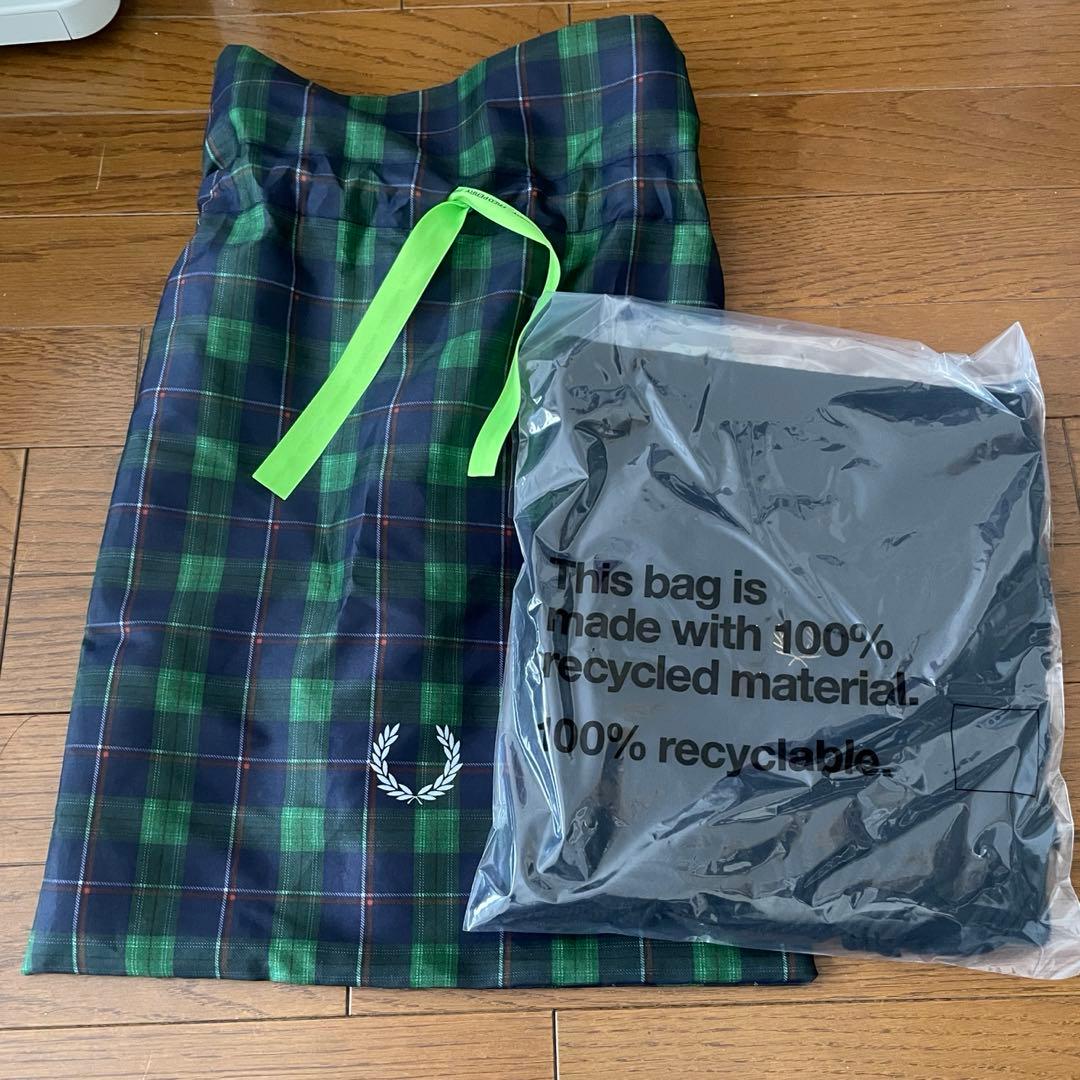 【新品未使用】フレッドペリー メンズ マフラー