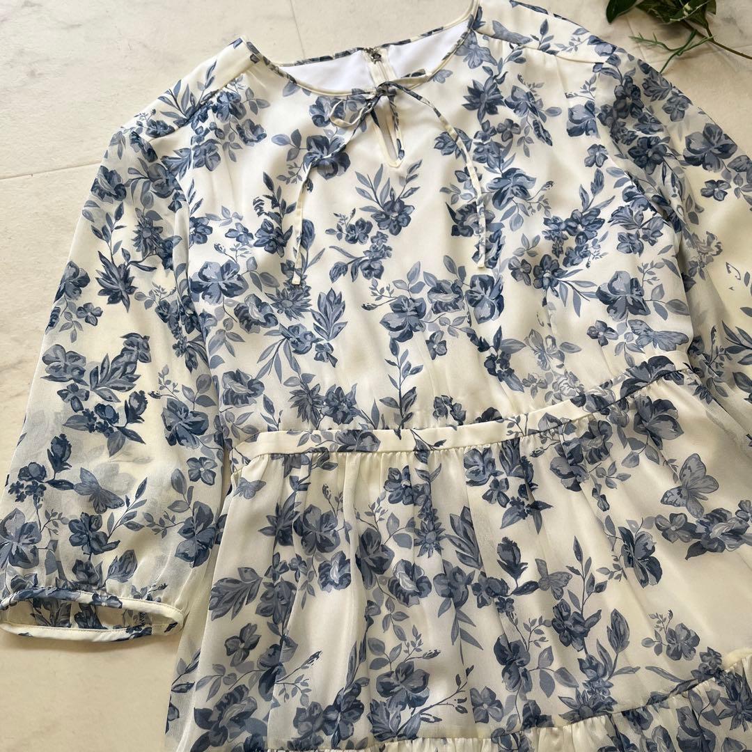 美品　TO BE CHIC 花柄シフォンワンピース　大きいサイズ42 近年　白