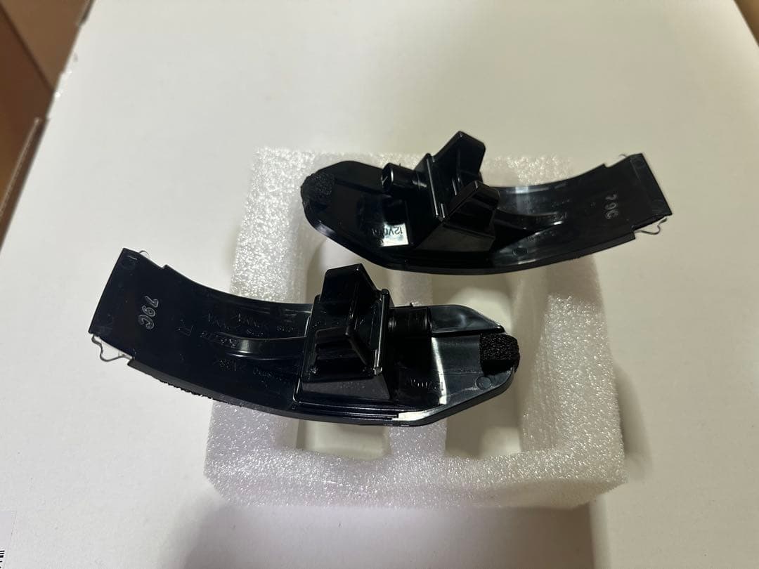 60 ハリアー 後期 純正テールランプ、ドアミラーウィンカー 美品