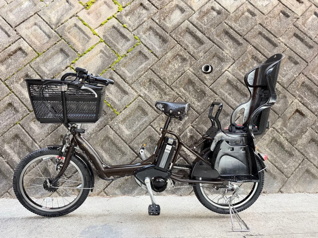 ブリヂストンの電動自転車（チャイルドシート付き） 8.9Ah バッテリー