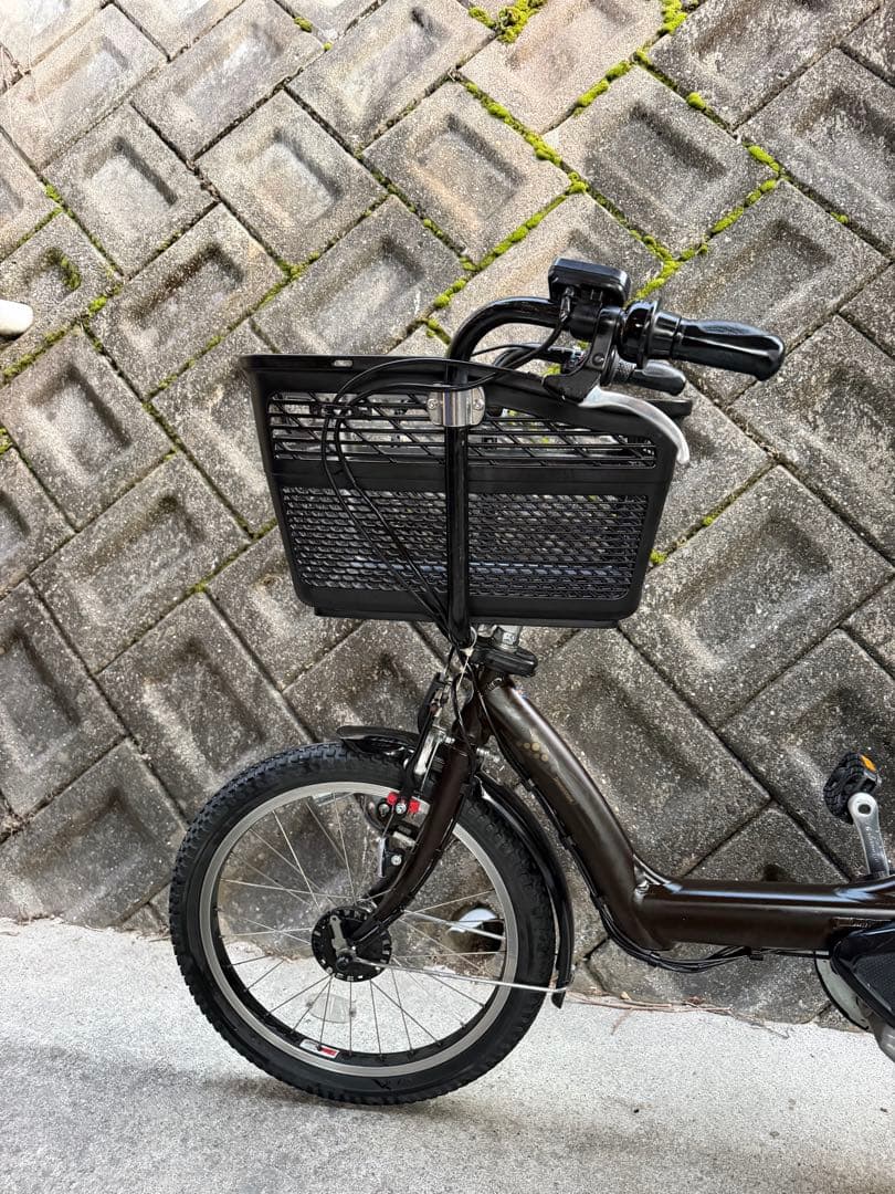 ブリヂストンの電動自転車（チャイルドシート付き） 8.9Ah バッテリー
