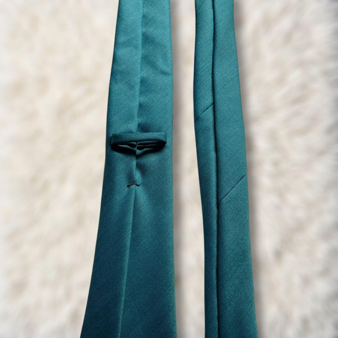 【極美品✨】アットヴァンヌッチ ソリッドタイ セッテピエゲ スフォデラート 毛混