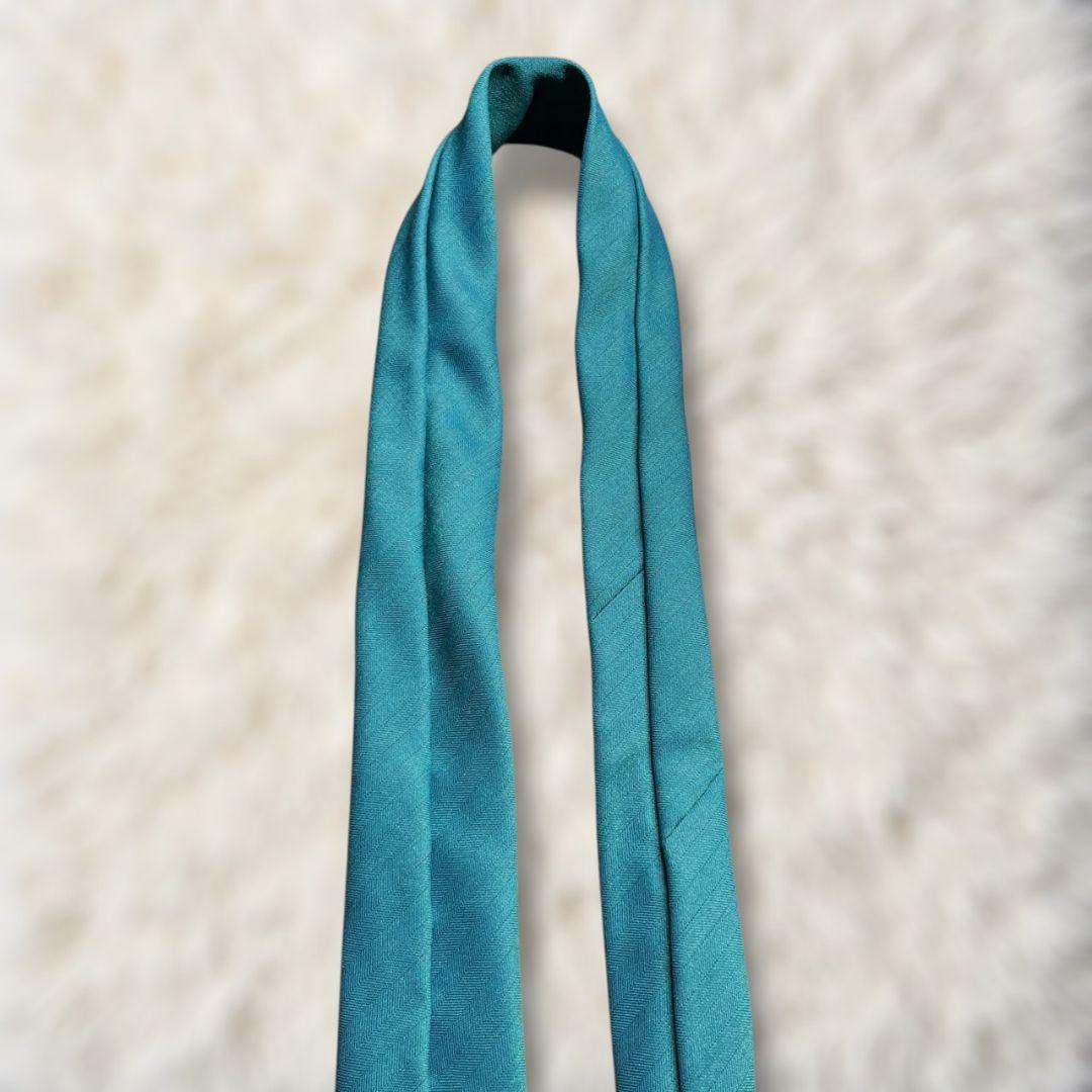 【極美品✨】アットヴァンヌッチ ソリッドタイ セッテピエゲ スフォデラート 毛混