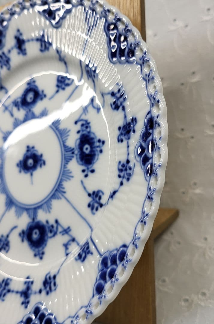 濃い✨ロイヤルコペンハーゲン ブルーフルーテッド フルレース プレート17 皿