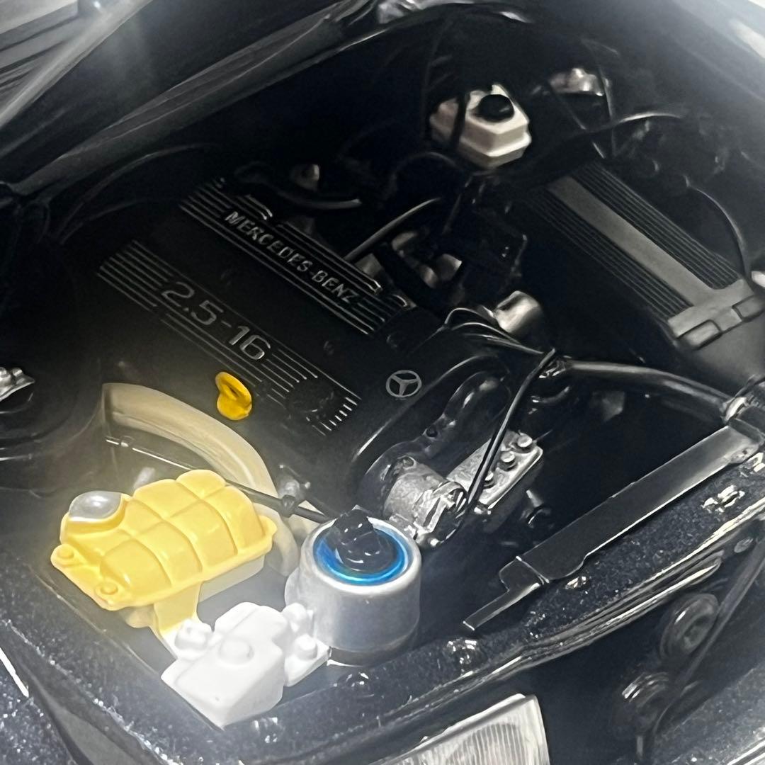 ディラー別注品 AUTOart ベンツ 190E 2.5-16 ※訳アリ品！