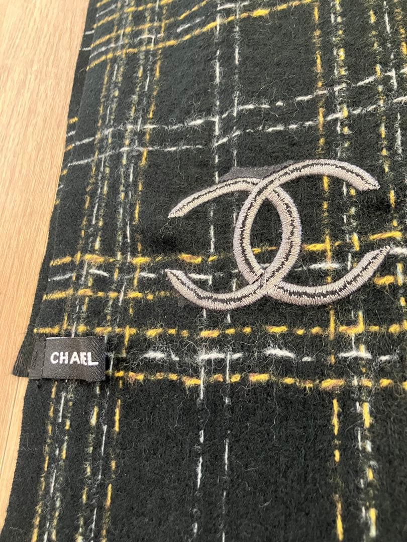 CHANEL チェック柄マフラー CCロゴ刺繍
