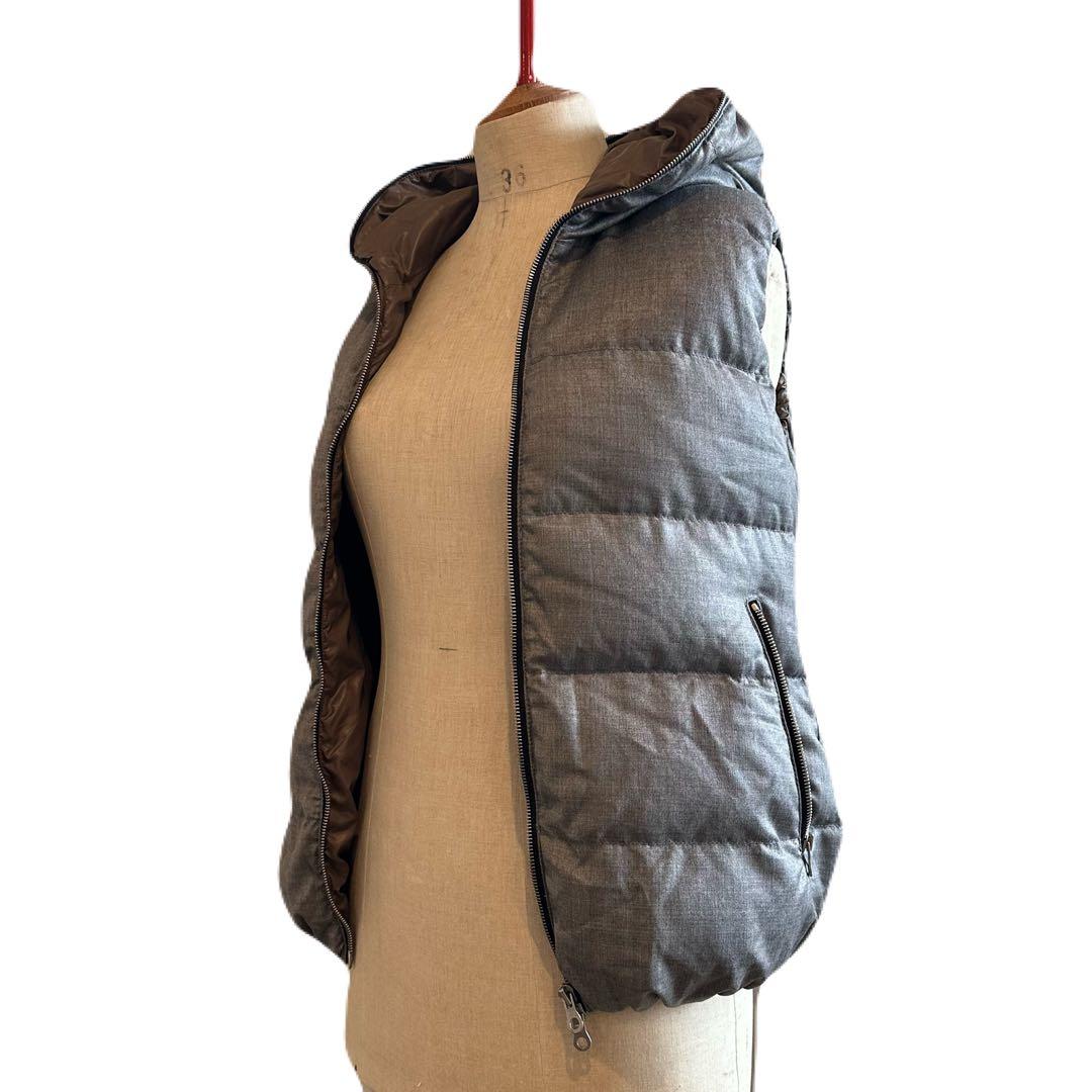 DUVETICA グレー フード付きダウンベスト 42 L
