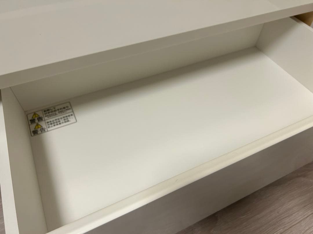 ニトリ　ホワイト チェスト6段