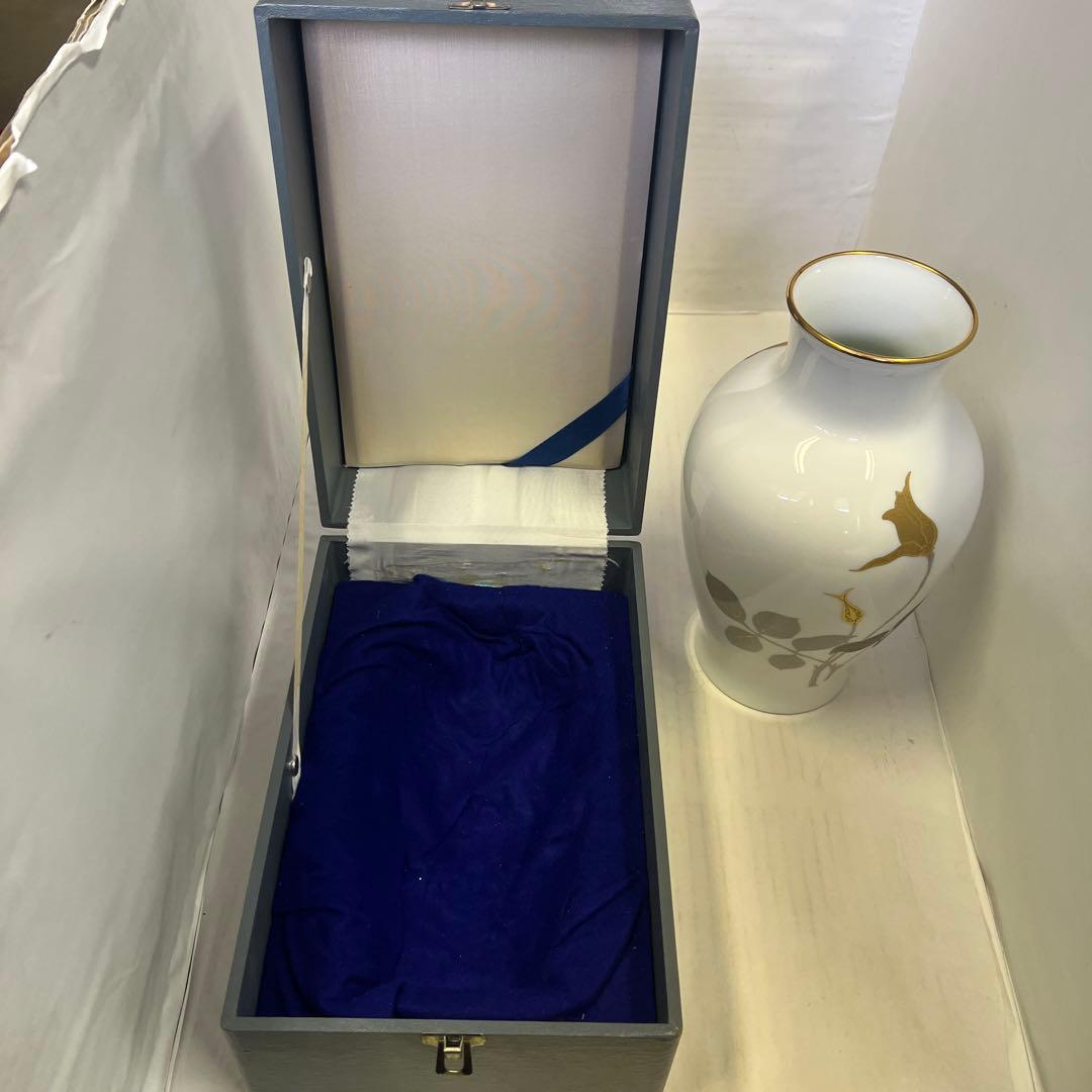 大倉陶園　金彩 金蝕薔薇 花瓶