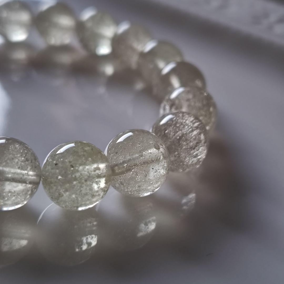 Sです♡　カイラス産水晶　リビアングラス