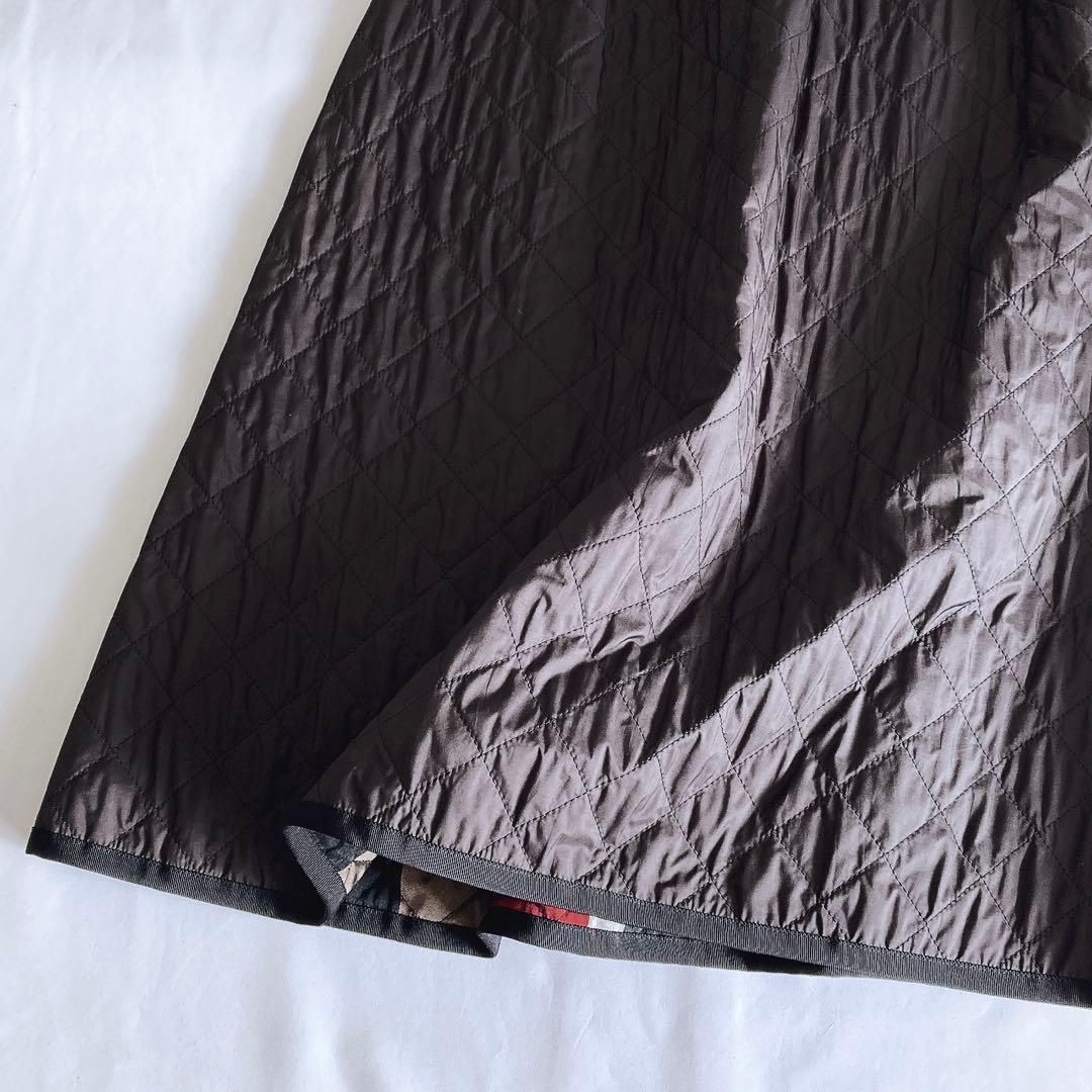 極美品 ブルーレーベルクレストブリッジ キルティングのリバーシブルスカート 38