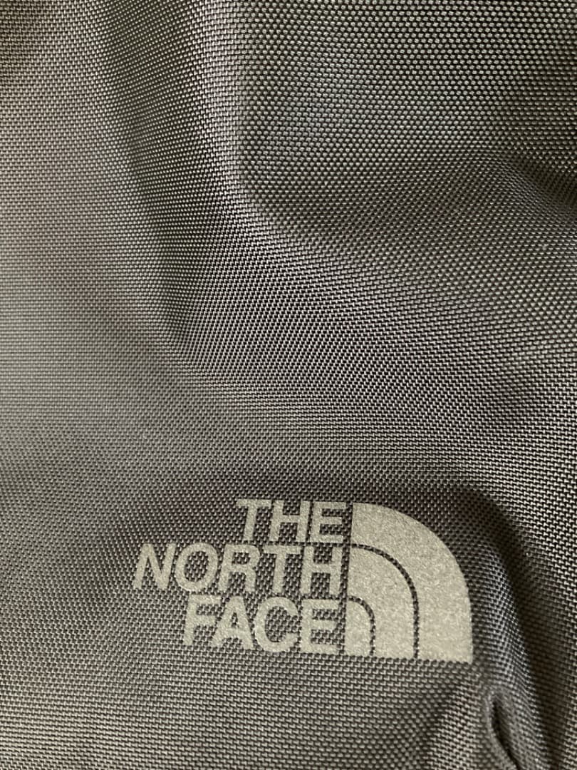 KJ　ザ・ノースフェイスシャトル デイパック 24L 新品タグ付き