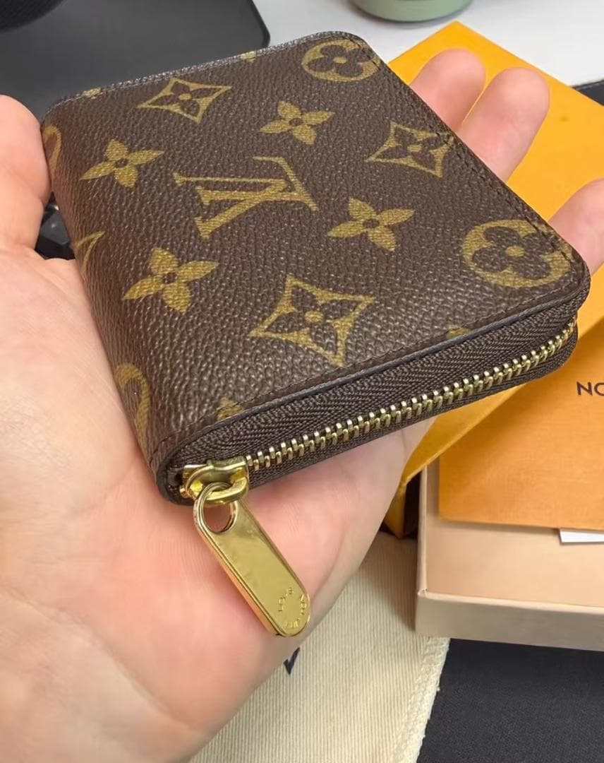 モノグラム　パース　財布　小銭入れ　M60067