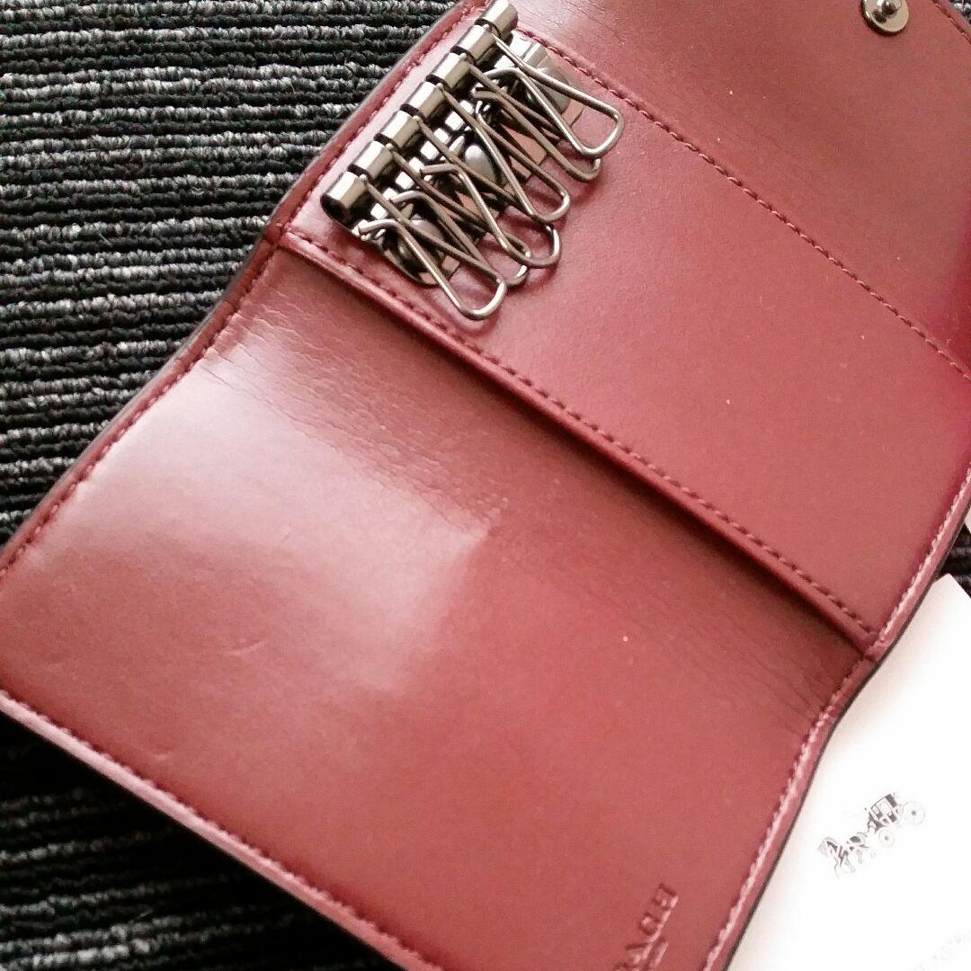 COACH キーケース F39054 新品 チョーク×レッド 最新作 レディース