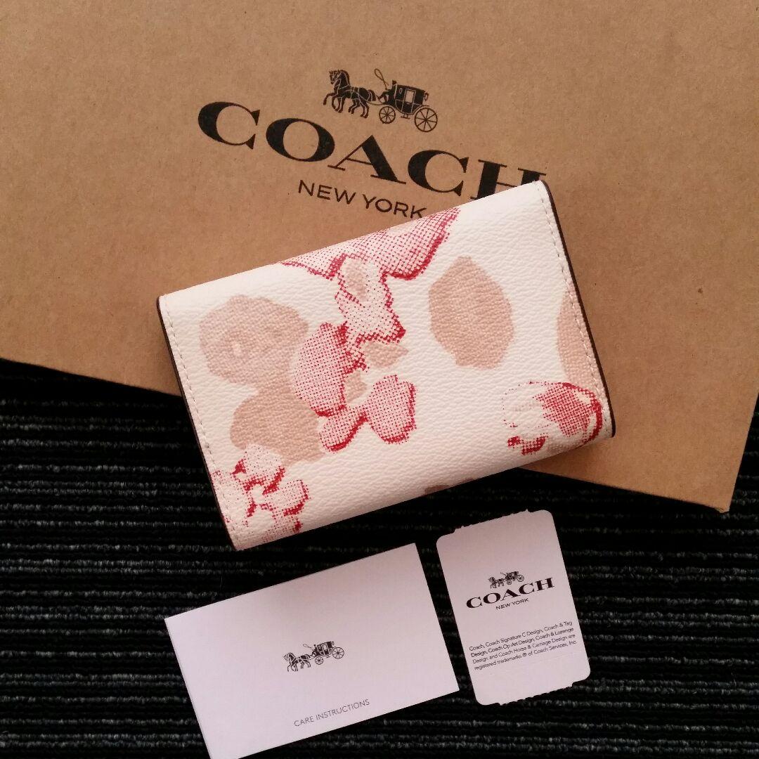 COACH キーケース F39054 新品 チョーク×レッド 最新作 レディース
