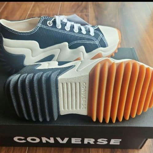 しちゃん 韓国 ランスターモーショ24.5cm