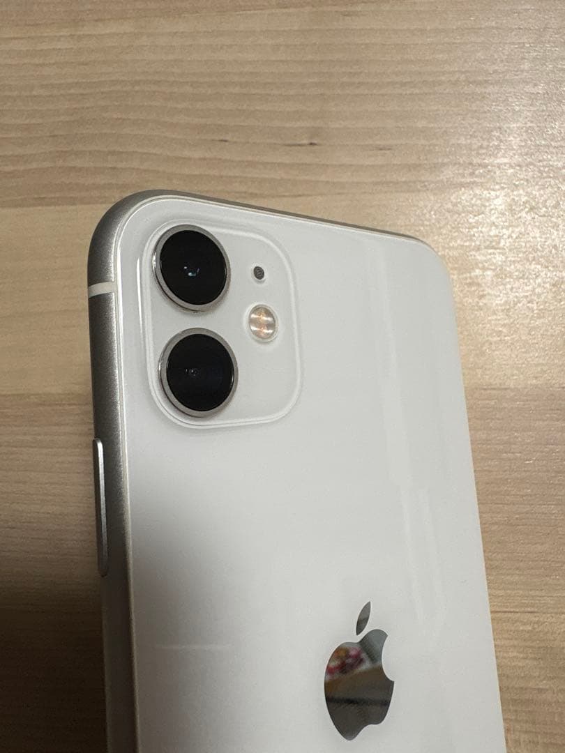 Apple iPhone 11 ホワイト 128GB 本体のみ SIMフリー