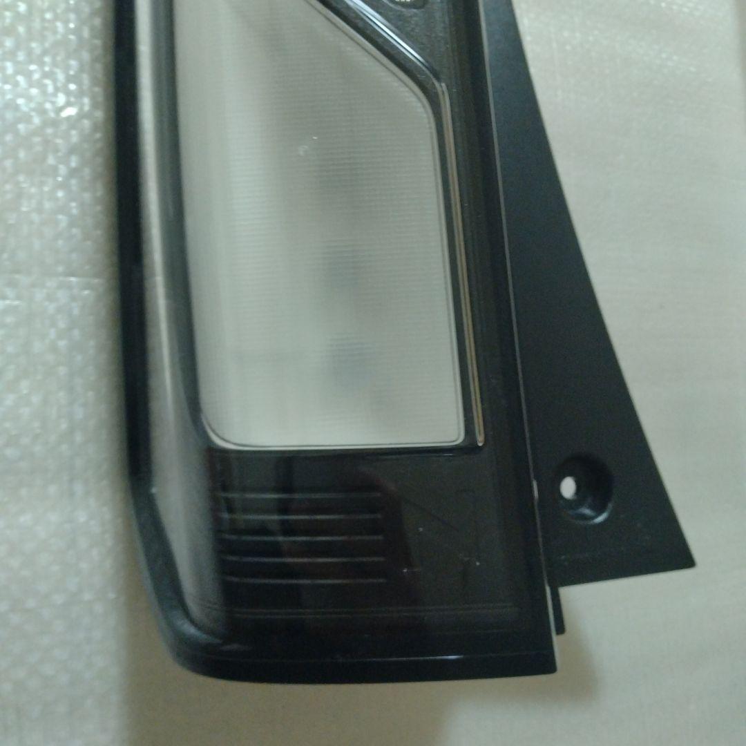 JF5 N−box左テールランプ美品ジャスト1万セール‼️