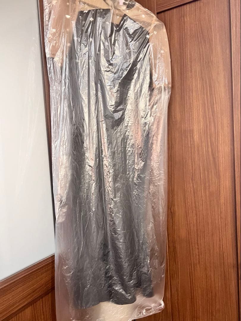 leja ブラックパーティードレス シースルー袖 ビーズ装飾