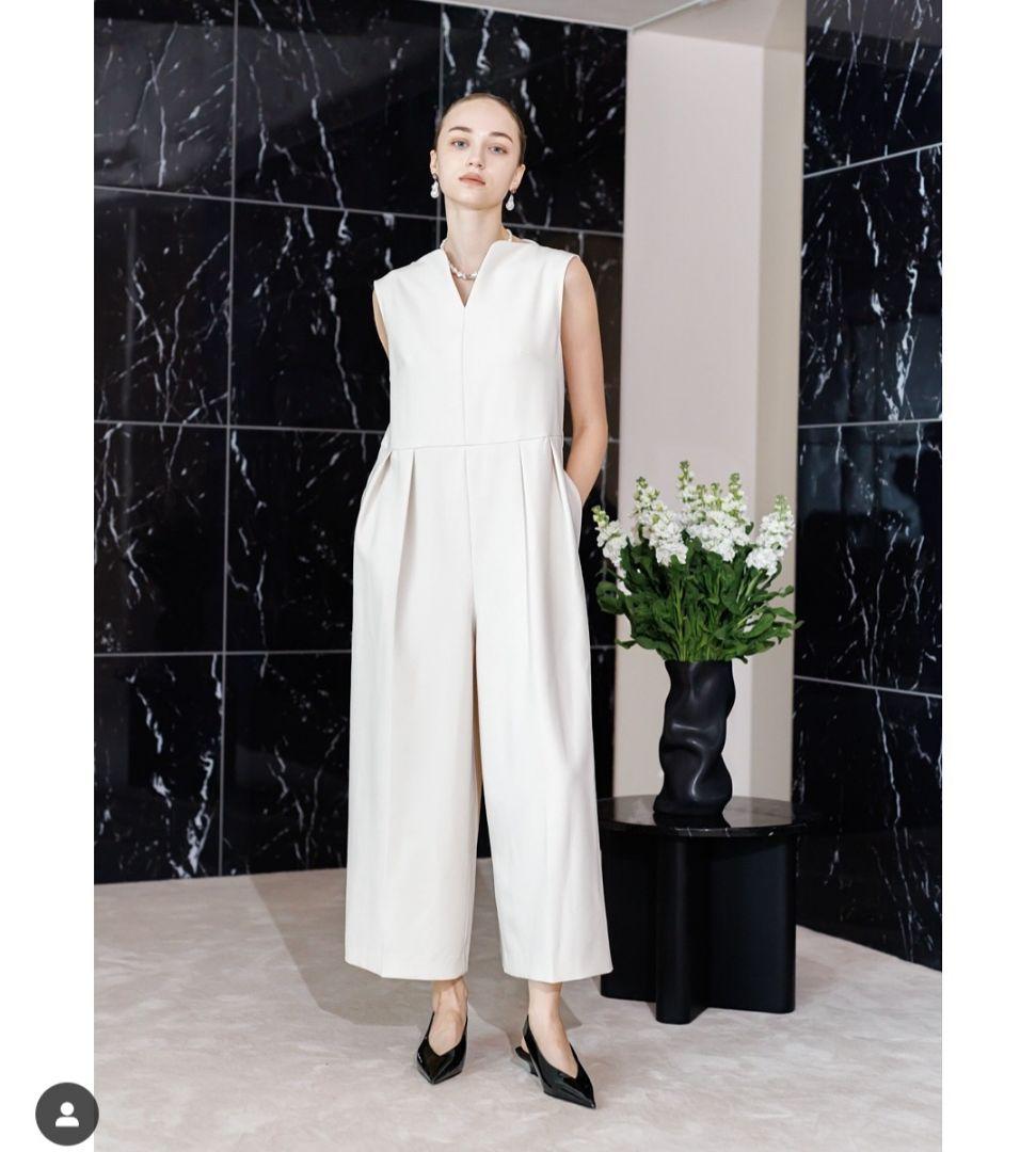 新品heve Hart Neckオールインワン ECRU38サイズ