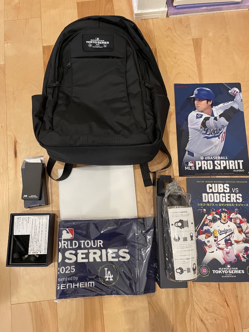 東京シリーズ　ドジャース戦　MLBバックパックと記念グッズセット