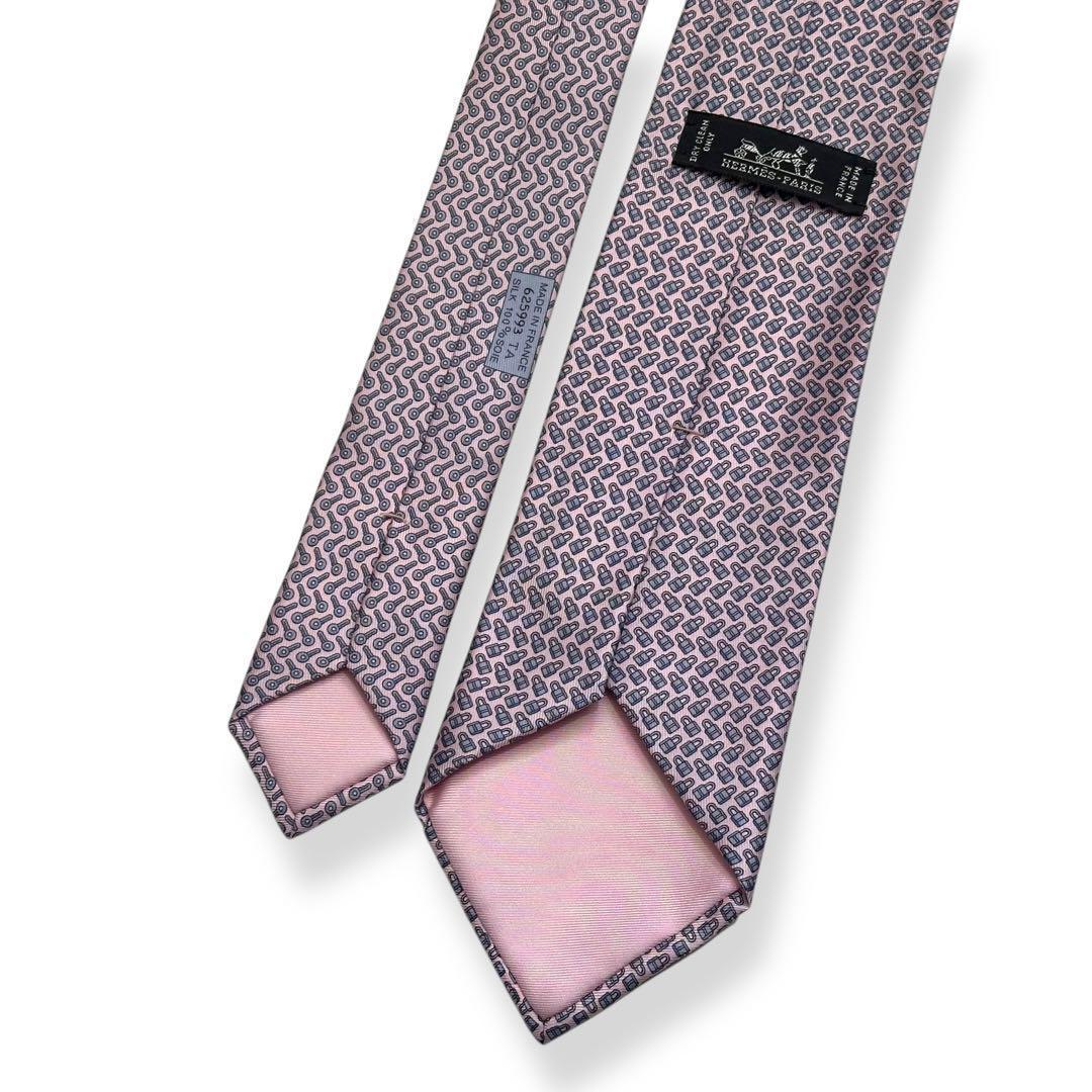極美品✨HERMES ネクタイ　エルメス　南京錠　鍵　可愛い　ピンク　【A】