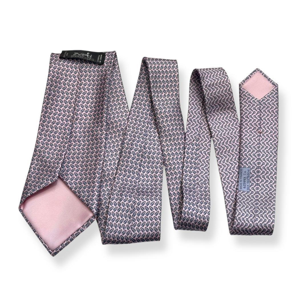 極美品✨HERMES ネクタイ　エルメス　南京錠　鍵　可愛い　ピンク　【A】