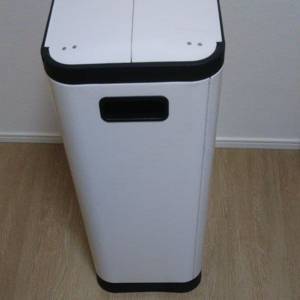 はるまき シンプルヒューマン ゴミ箱 ホワイト 白 ３０リットル