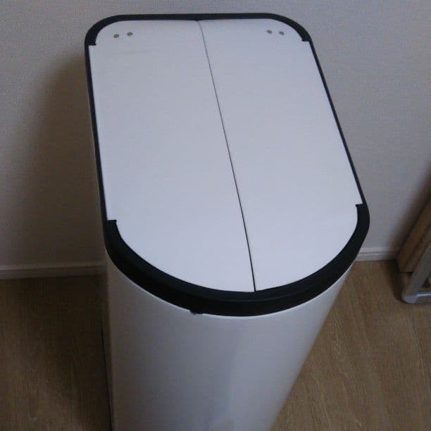 はるまき シンプルヒューマン ゴミ箱 ホワイト 白 ３０リットル