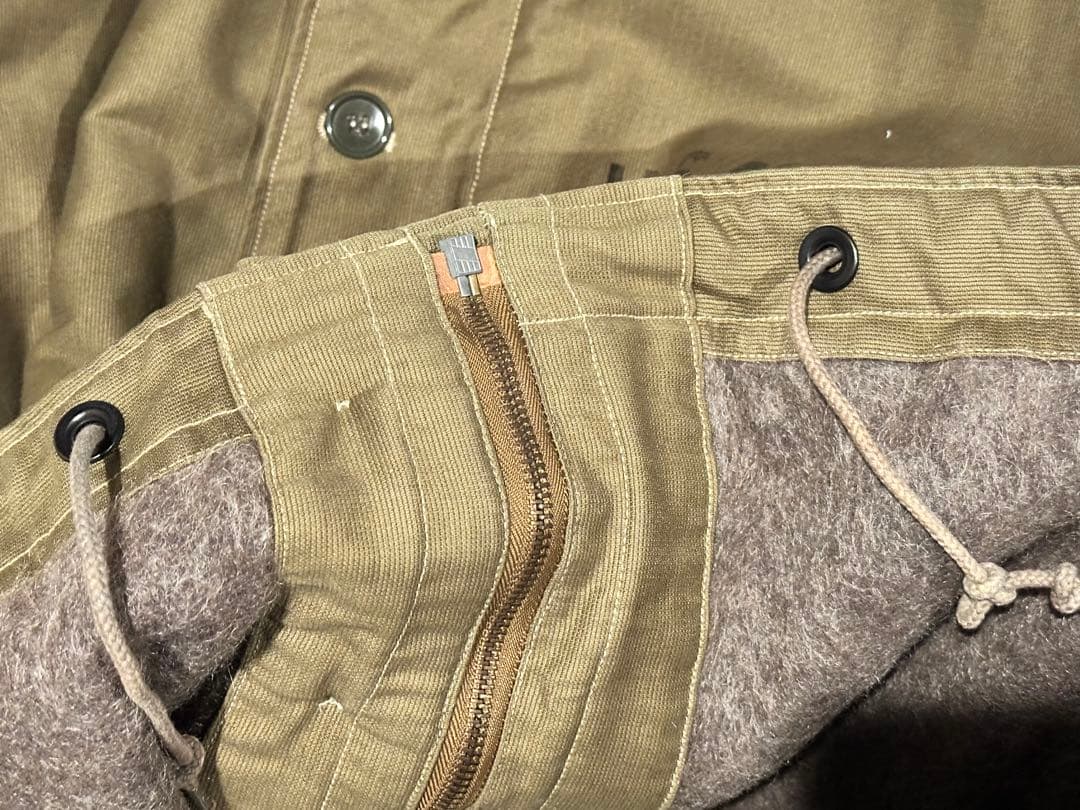 バズリクソンズ　N-1デッキジャケット　オリーブカラー　Lサイズ