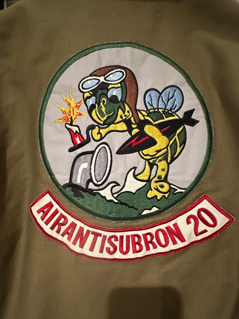 バズリクソンズ　N-1デッキジャケット　オリーブカラー　Lサイズ