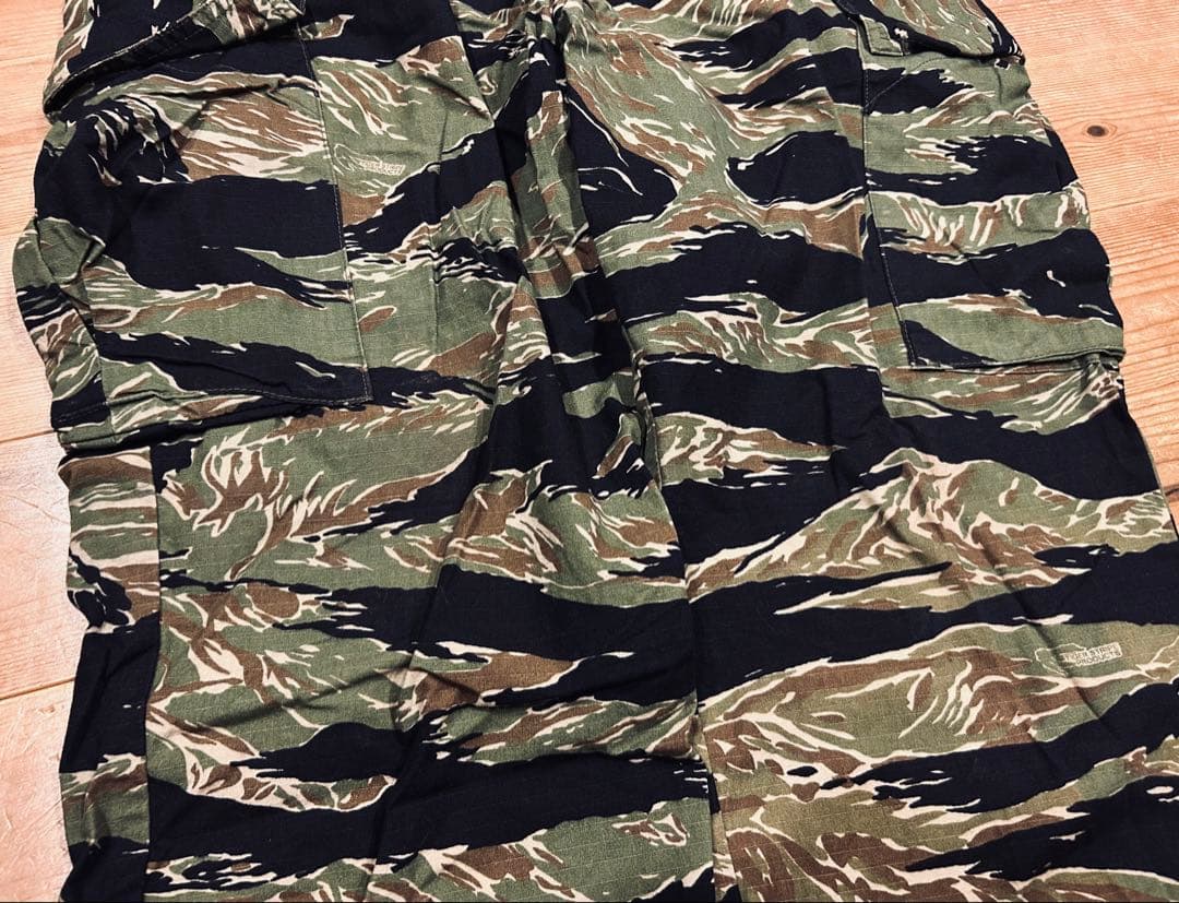ミリタリー 古着 00s CORONA コロナ 迷彩 カーゴパンツ XL 美品