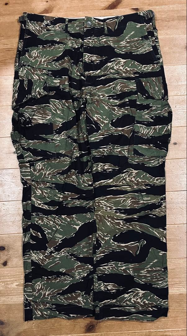 ミリタリー 古着 00s CORONA コロナ 迷彩 カーゴパンツ XL 美品