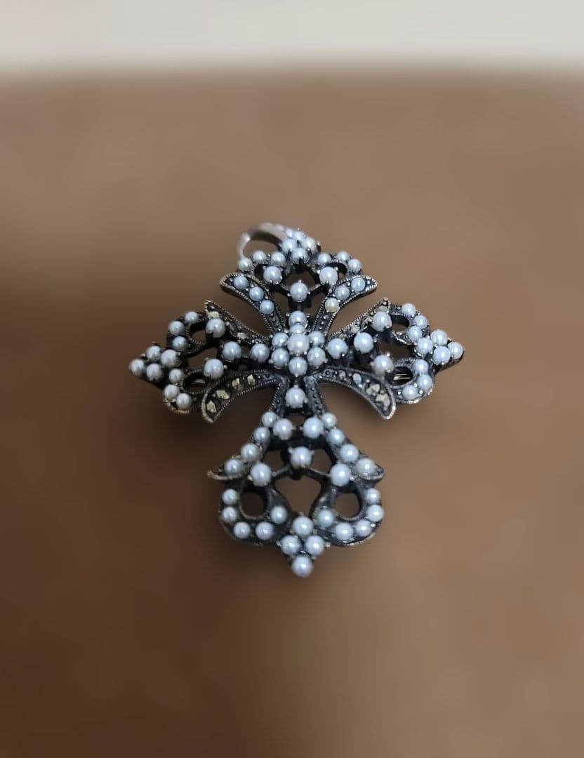 碌山 ベビーパール マーカサイトアンティーク調ペンダントトップ ブローチ