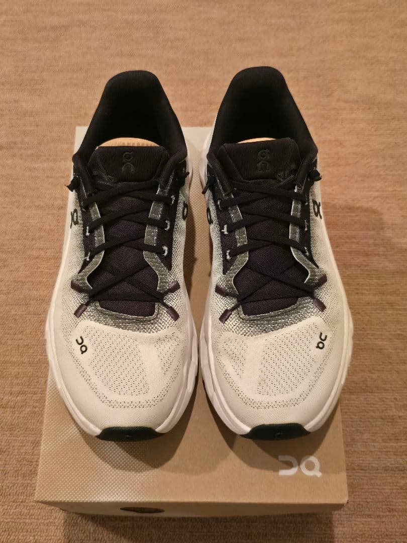 On Cloudtilt オン クラウドティルト スニーカー