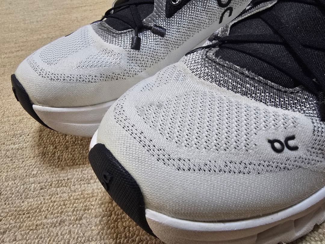 On Cloudtilt オン クラウドティルト スニーカー