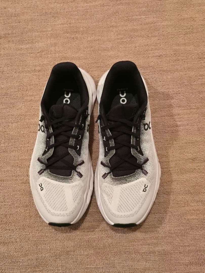 On Cloudtilt オン クラウドティルト スニーカー