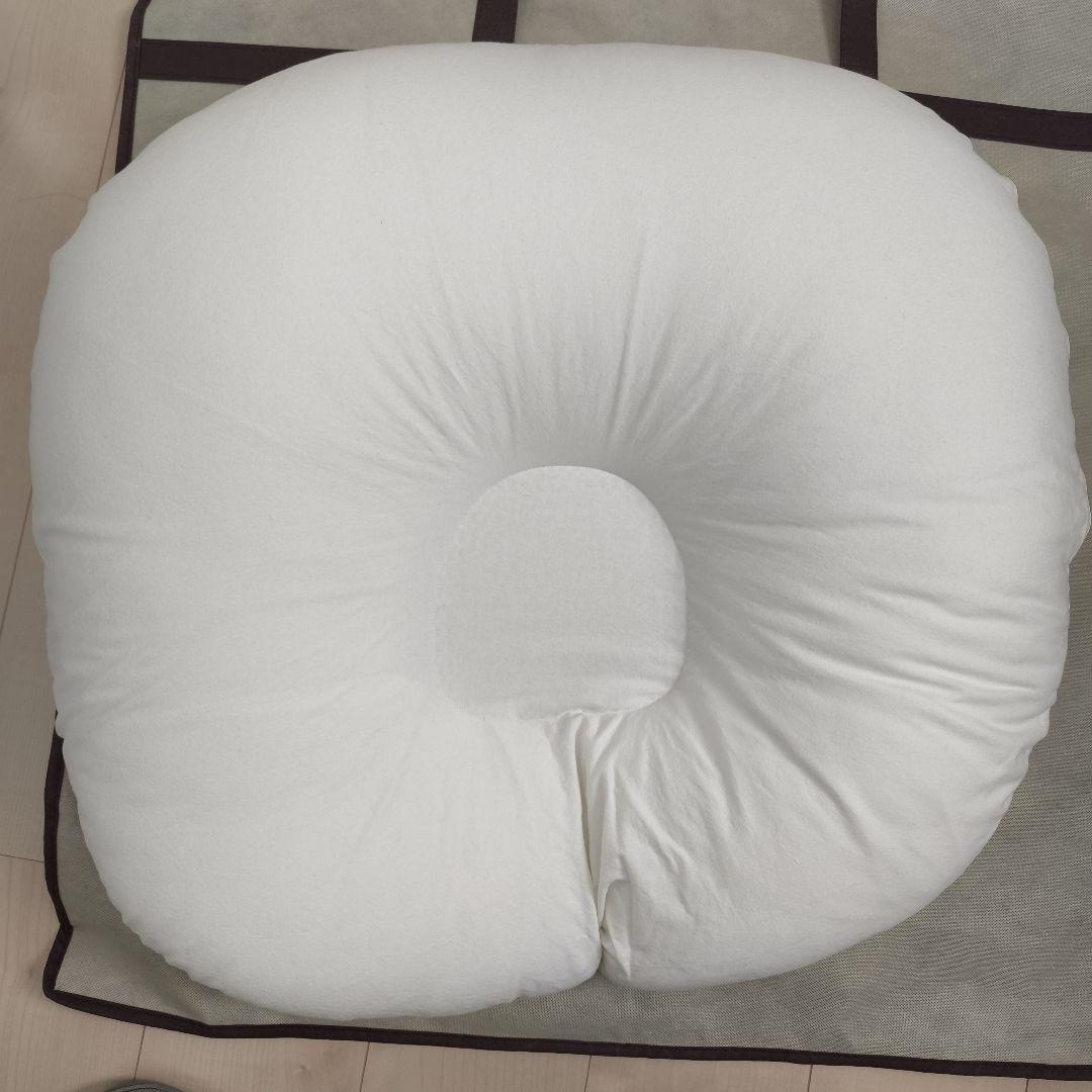 2点セット 美品 ROTOTO クッション ホワイト エールベベ 授乳枕