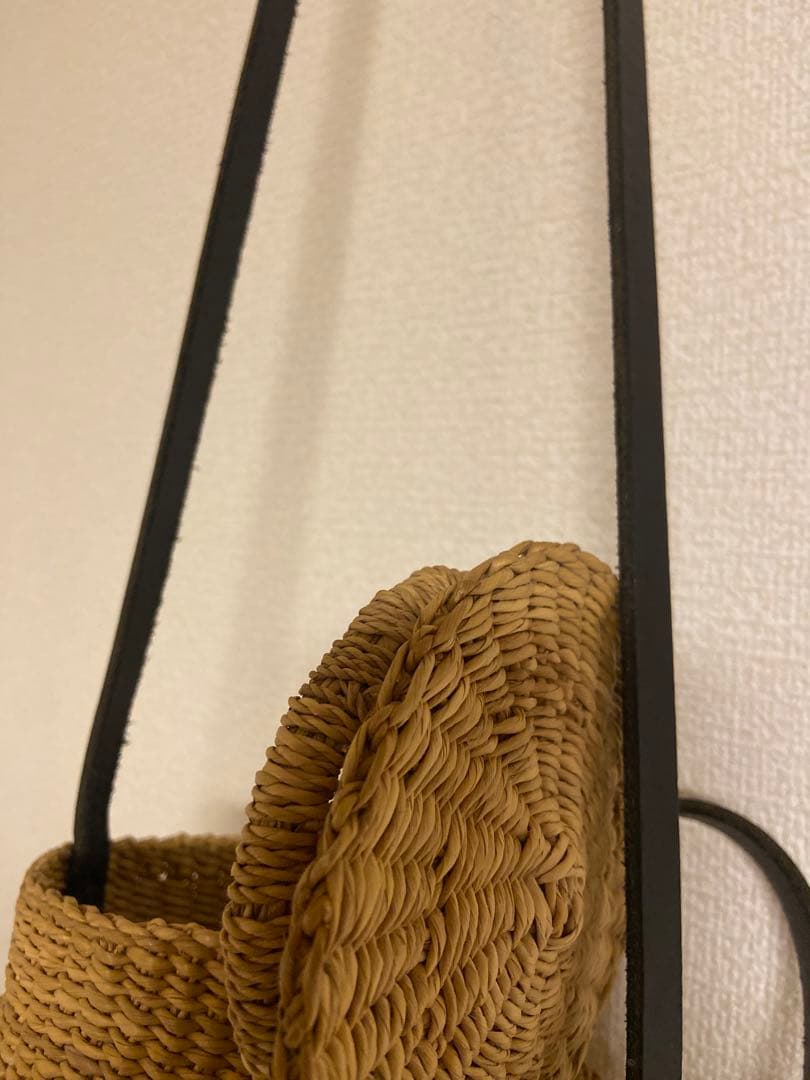 【ines bressand】イネスブレッサンド